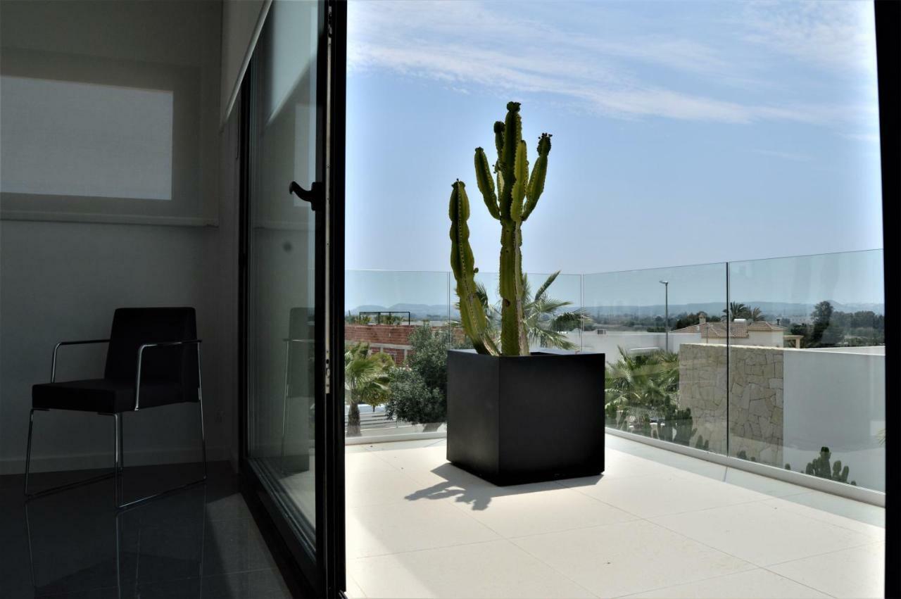 Villa With Private Pool Llobregales ภายนอก รูปภาพ